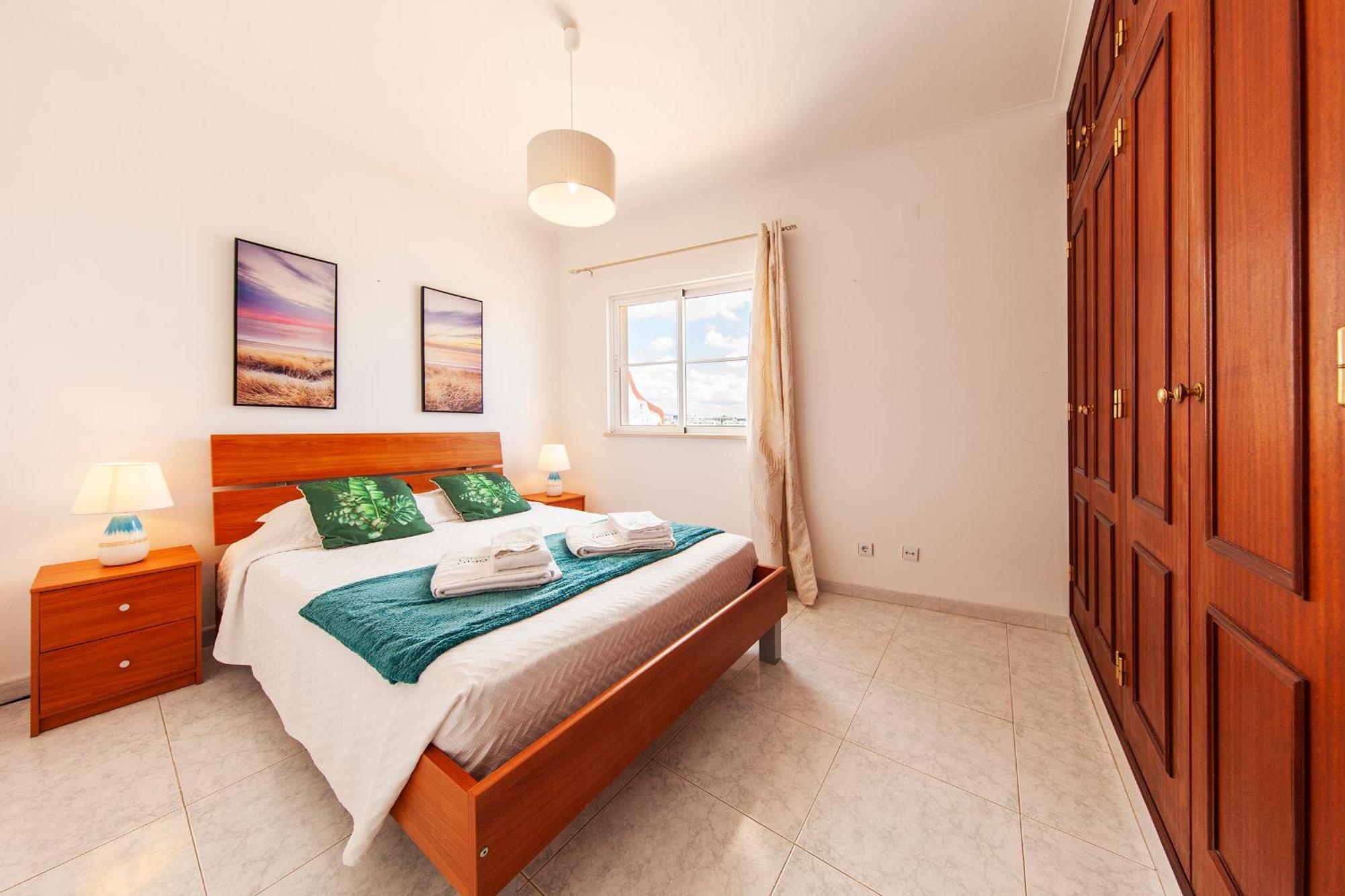 B37 - City Central Door Apartment Лагос Екстериор снимка